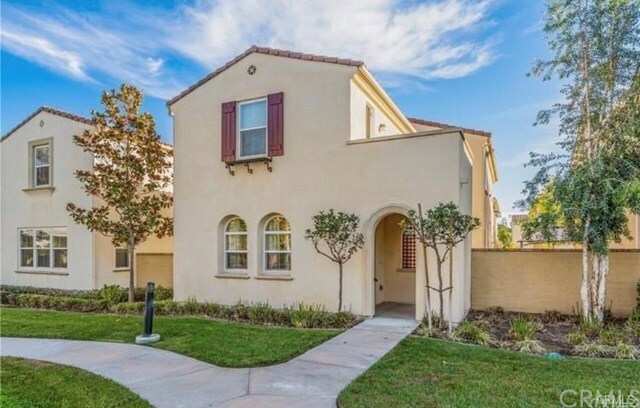Foto principal - 933 N Woodbine Way