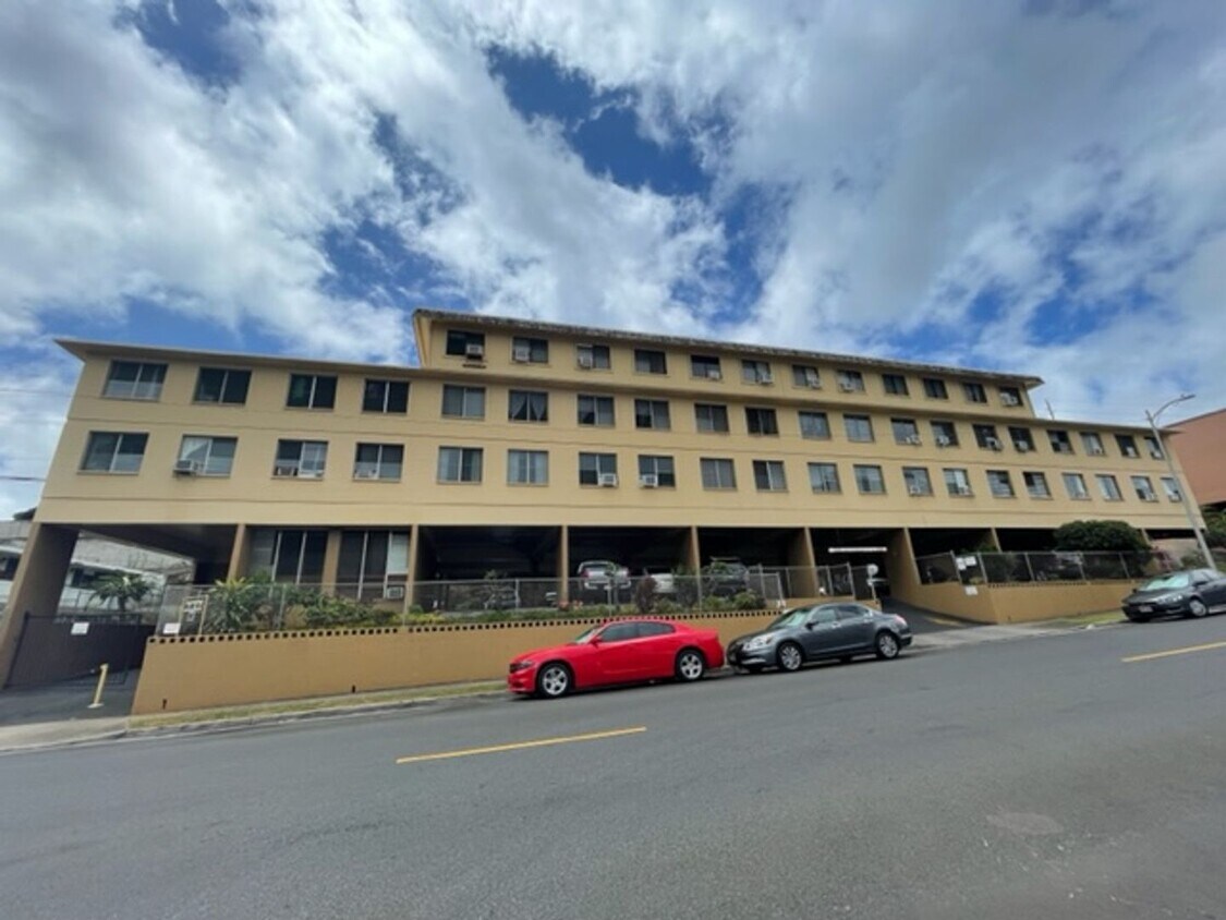 Foto del edificio - 2 Bedroom, 1 Bathroom, 1 Parking (Salt Lake)