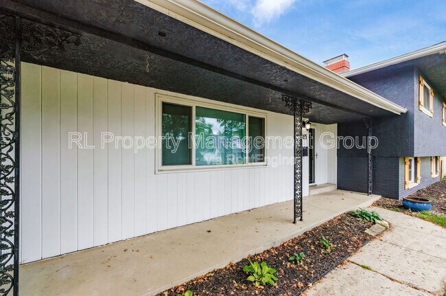 Building Photo - 3165 N Star Rd