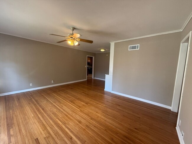 Building Photo - 3761 E 39th Pl