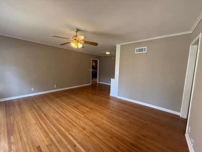 Foto del edificio - 3761 E 39th Pl