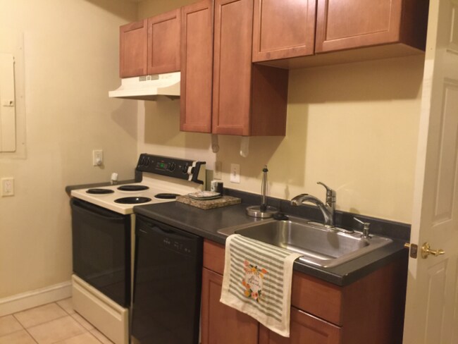 Foto del edificio - 10000 Summerwood Ln
