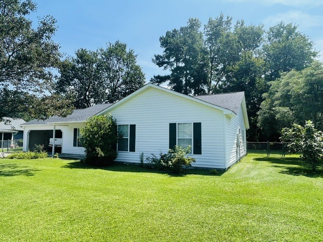 Building Photo - 203 Devonshire Dr