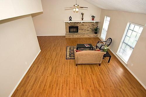 Foto del edificio - 5309 Maple Ct