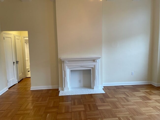 Interior Photo - The Royal York Apartments