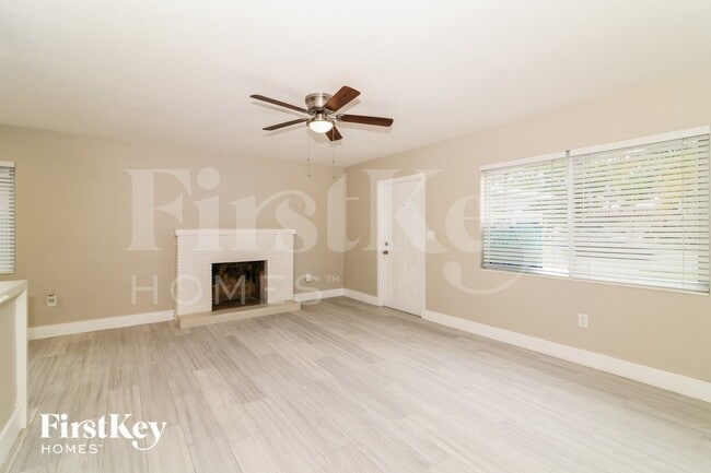 Building Photo - 1241 NW 7th Ave