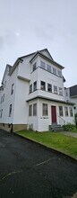 Building Photo - 71 Arnold St