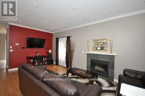 Building Photo - 21 Overture Ln