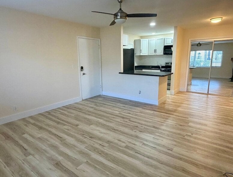 Photo - 2230 NE 56th Place Unit 209