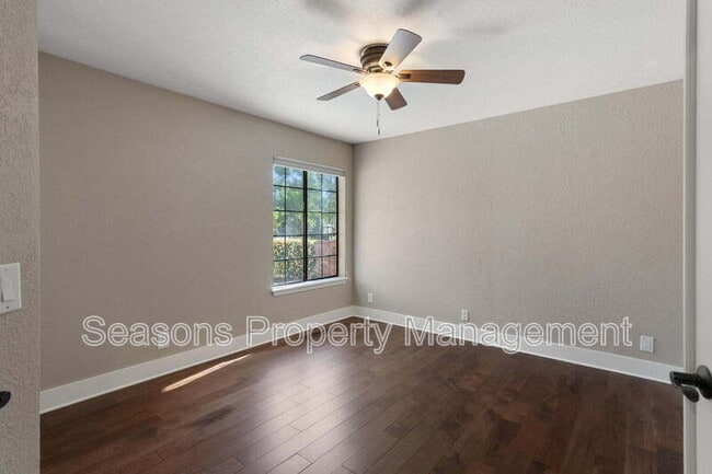 Building Photo - 1688 El Capitan Dr