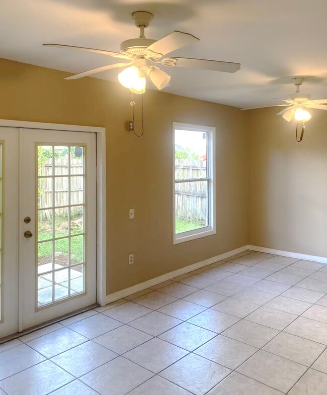 Building Photo - 4113 Oakberry Dr
