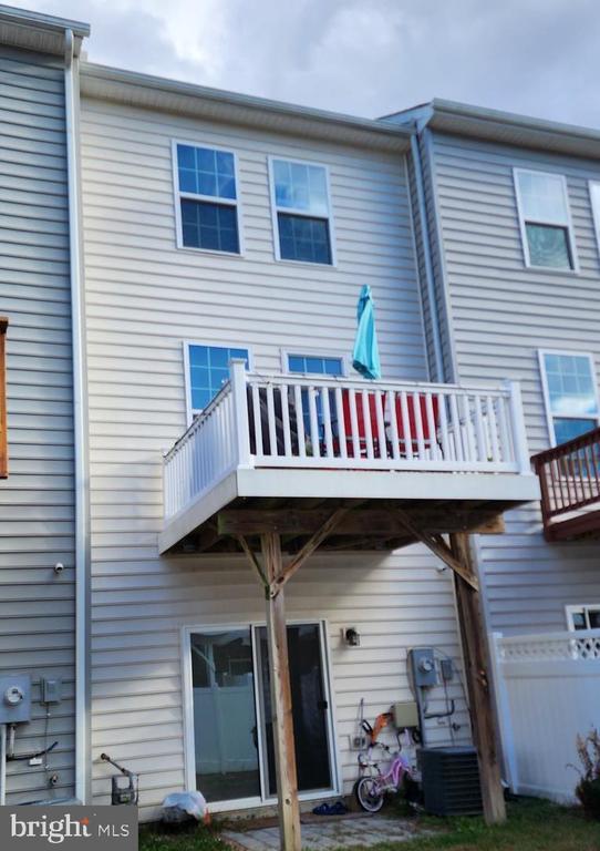 Foto del edificio - 320 Rolling Valley Dr