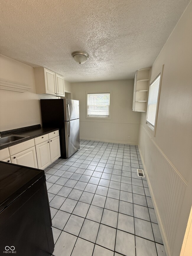 Foto del edificio - 122 N Routiers Ave