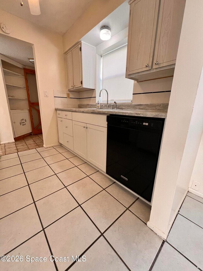 Foto del edificio - 190 E Olmstead Dr