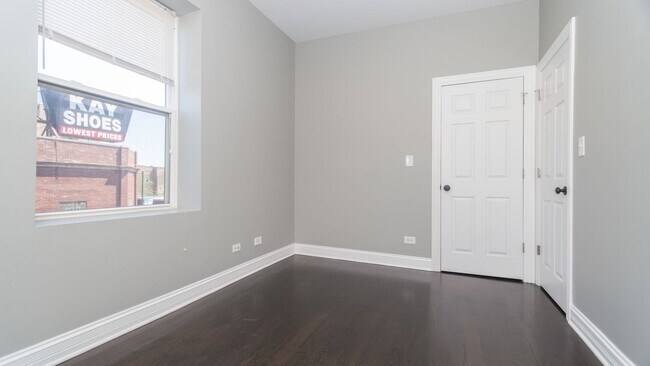 Bedroom - 2806 N Dawson Ave