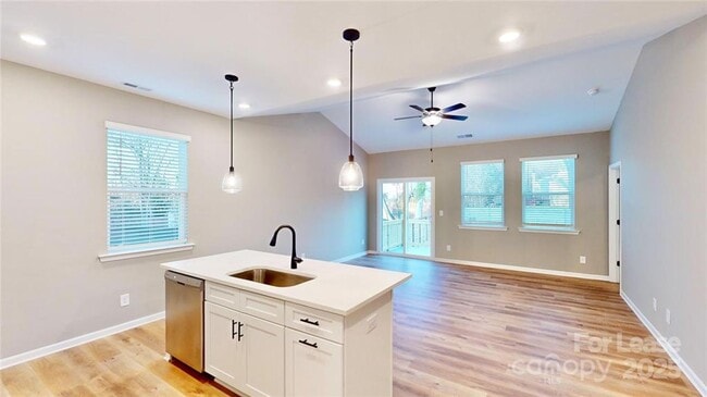 Photo - 2504 Pitts Dr House