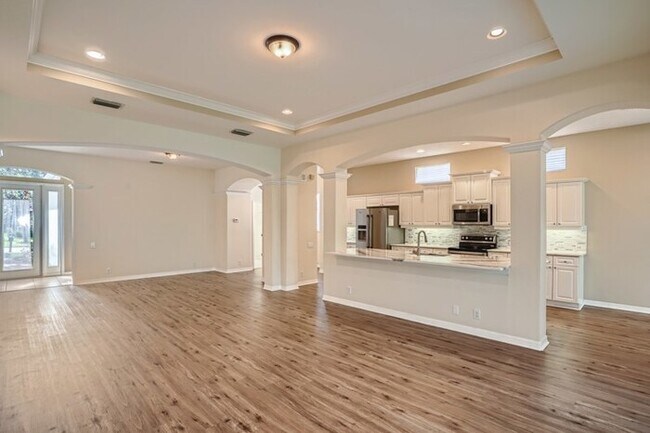 Building Photo - 9614 Greenpointe Dr, Tampa, FL, 33626