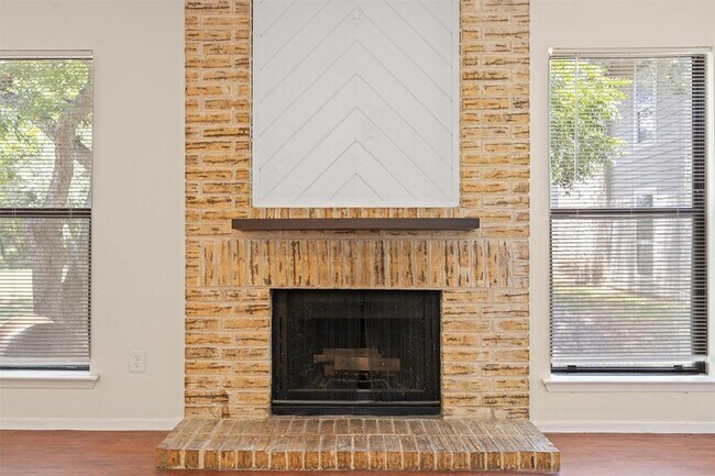 Building Photo - 10616 Mellow Meadow Dr