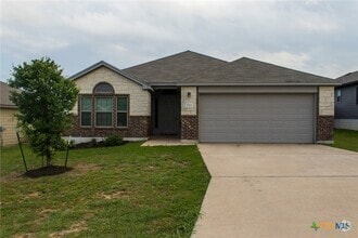 Building Photo - 2305 Vicksburg Ln