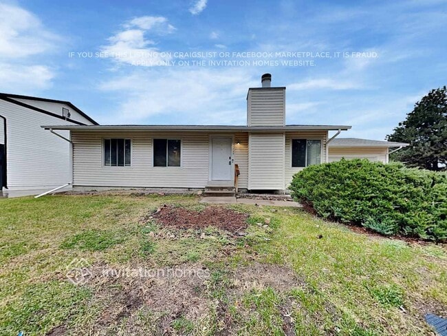 Building Photo - 16725 E Napa Dr