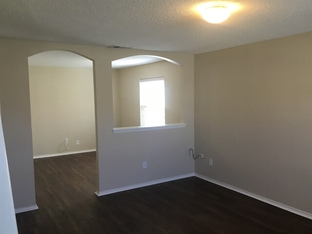 Building Photo - 1729 Spicewood Trail