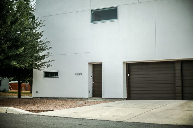 Building Photo - 1550 W Terra Alta Rd