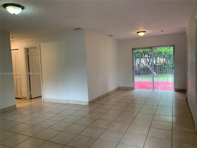 Foto del edificio - 2481 NW 178th Terrace