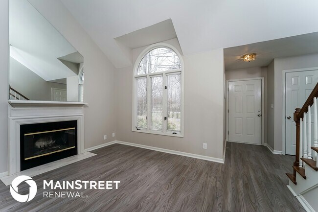Foto del edificio - 4303 Bay Pointe Dr