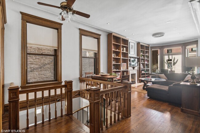 Foto del edificio - 145 W Burton Pl