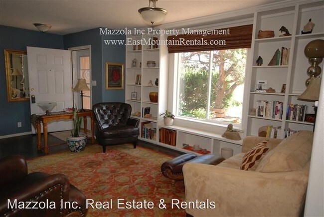 Building Photo - 3 br, 3 bath House - 65 Shady Oak Cir