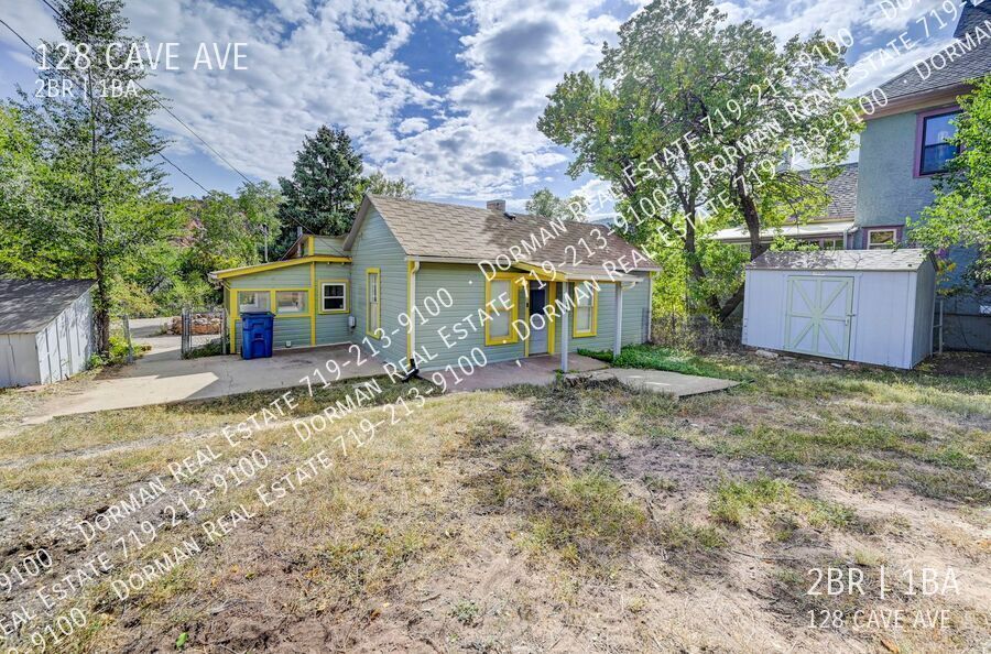 Primary Photo - Rancher in Manitou!