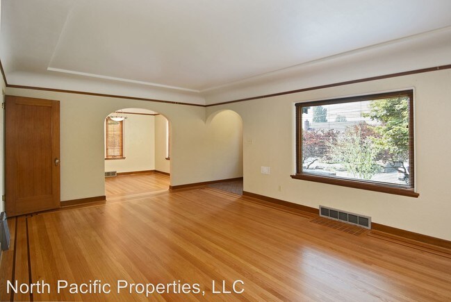 Building Photo - 7032 12th Ave NW