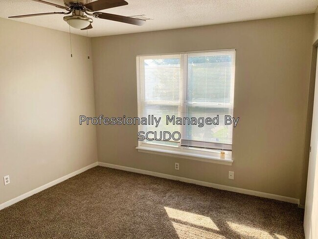 Foto del edificio - 11103 NW Player Dr