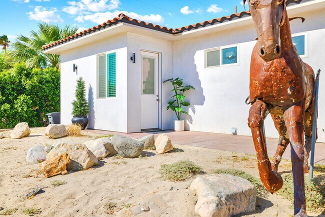 Foto del edificio - 31737 Chimayo Rd