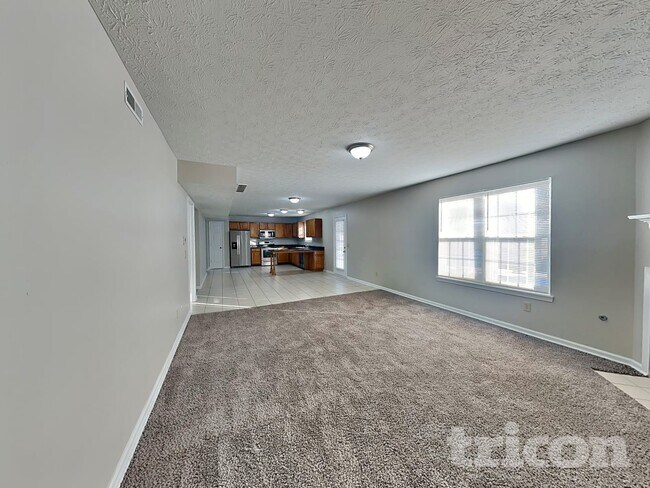 Foto del edificio - 614 Eastpointe Dr