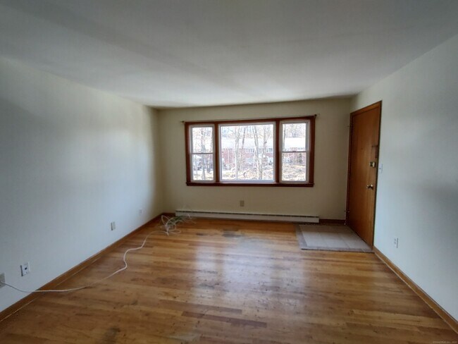 Foto del edificio - 56 Wakelee Ave