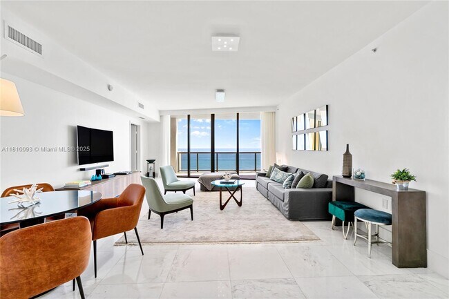 Foto del edificio - 16275 Collins Ave