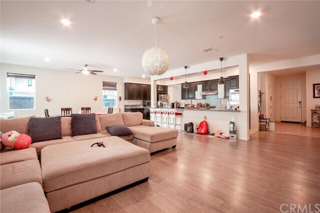 Foto del edificio - 6943 Ellicott Ct