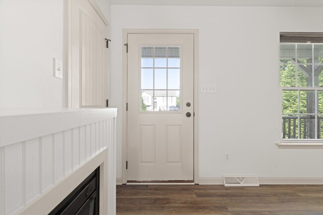 Building Photo - Spacious 4-Bedroom Home in Quiet Cul-de-Sac