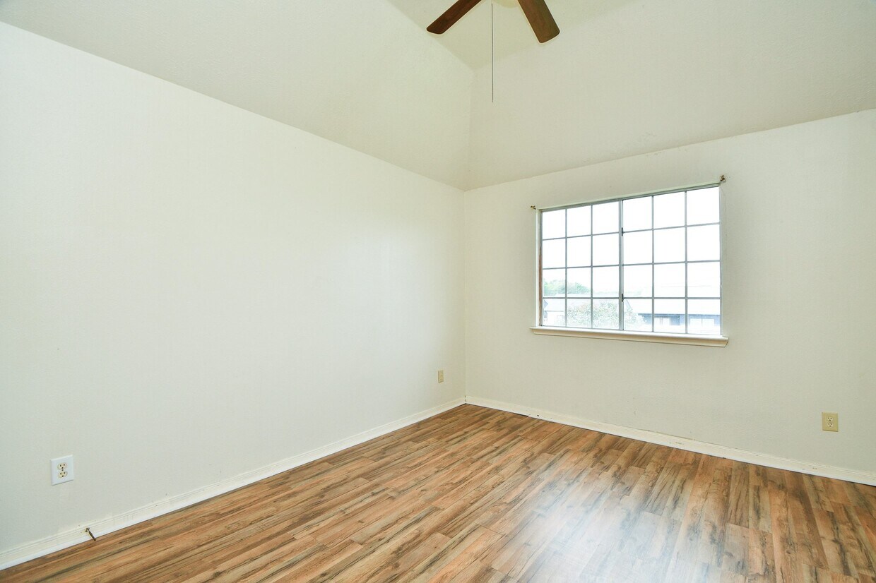 Foto del edificio - 4306 W Thunderwood Cir