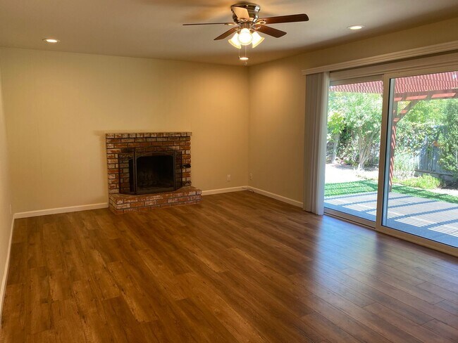Foto del edificio - 3BD/2BA Single-Family Home – Top Cupertino...