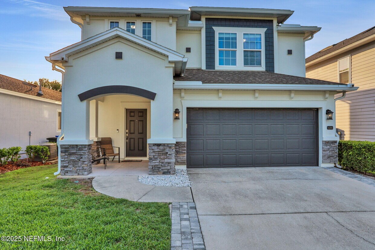 Primary Photo - 434 Howland Drive