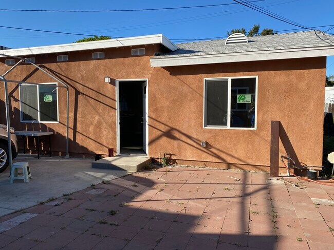 Building Photo - 119 W 119th St