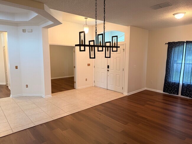 Foto del edificio - 3058 Whispering Willow Way