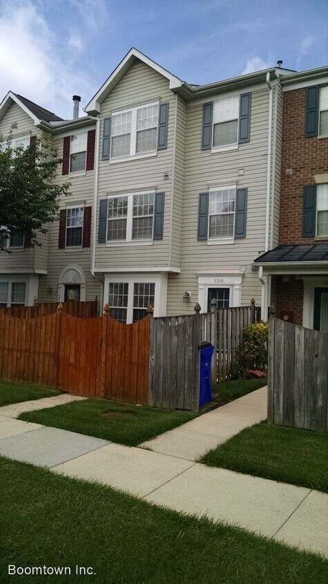 Primary Photo - 3 br, 2.5 bath House - 5248 Regal Ct.