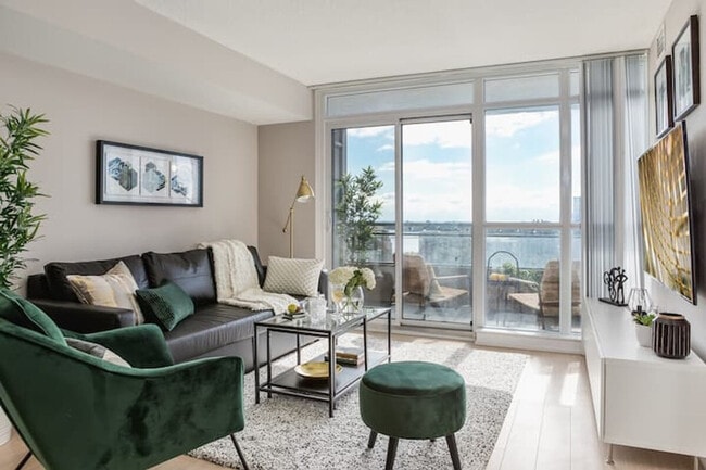 Photo du bâtiment - 151 Dan Leckie Way