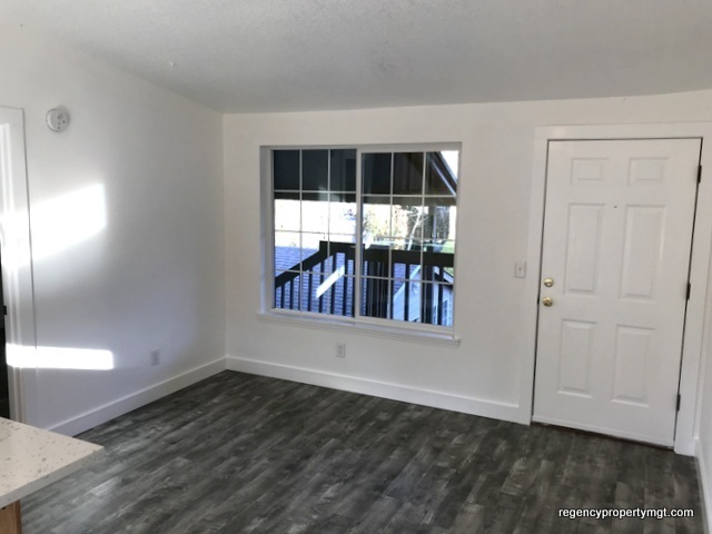 Building Photo - Fully updated 1 bedroom, close to downtown...