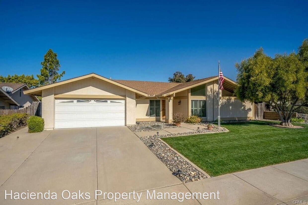 Foto principal - 3 br, 2 bath House - 1551 Oak Knoll Road