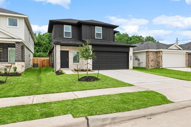 Building Photo - 16718 Paintbrush Holw Ln