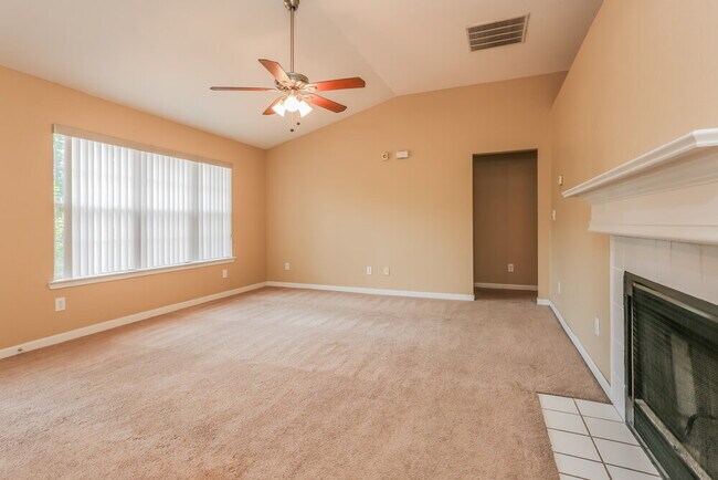 Foto del edificio - 25 Lakeridge Ct